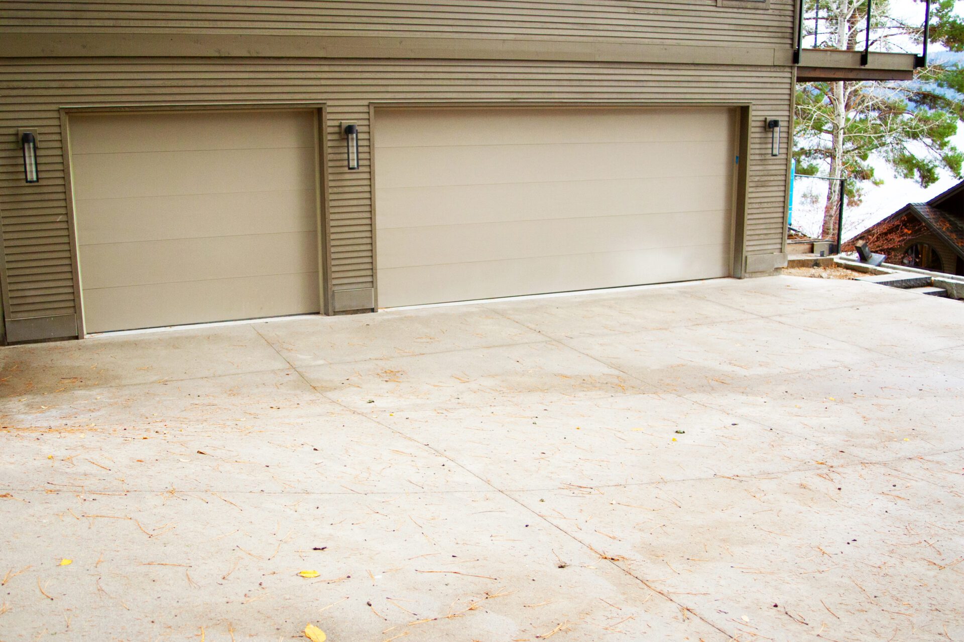 Blue Sky Decks residential concrete driveway installation in Stanton hardscape project.